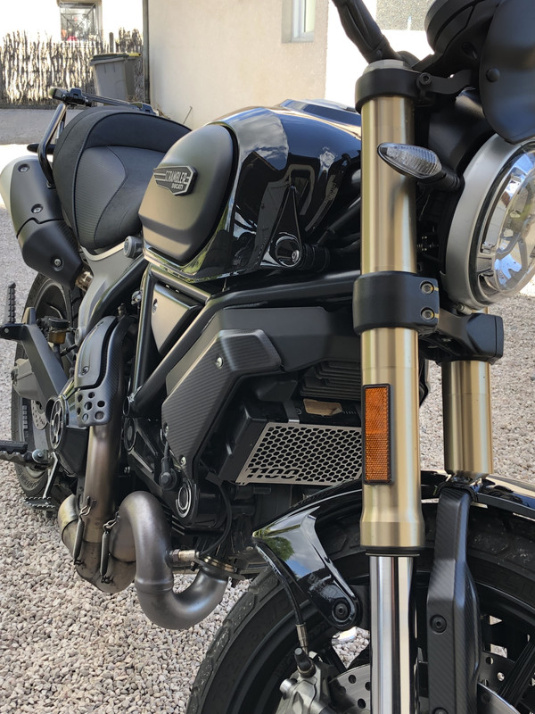 655A4785-CE01-45DC-AD9D-3457C3309BCD