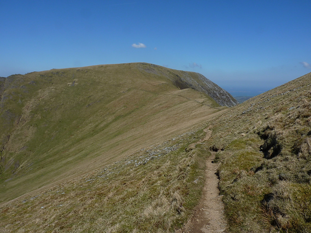 Path contouring below Foel Goch, Mynyydd Perfedd beyond