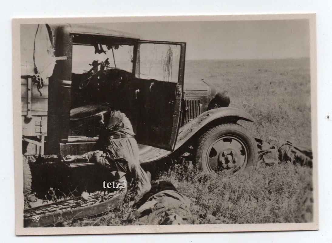 Gebirgsjäger Russland zerstörter LKW SDkfz Gefangener Pow Soldat