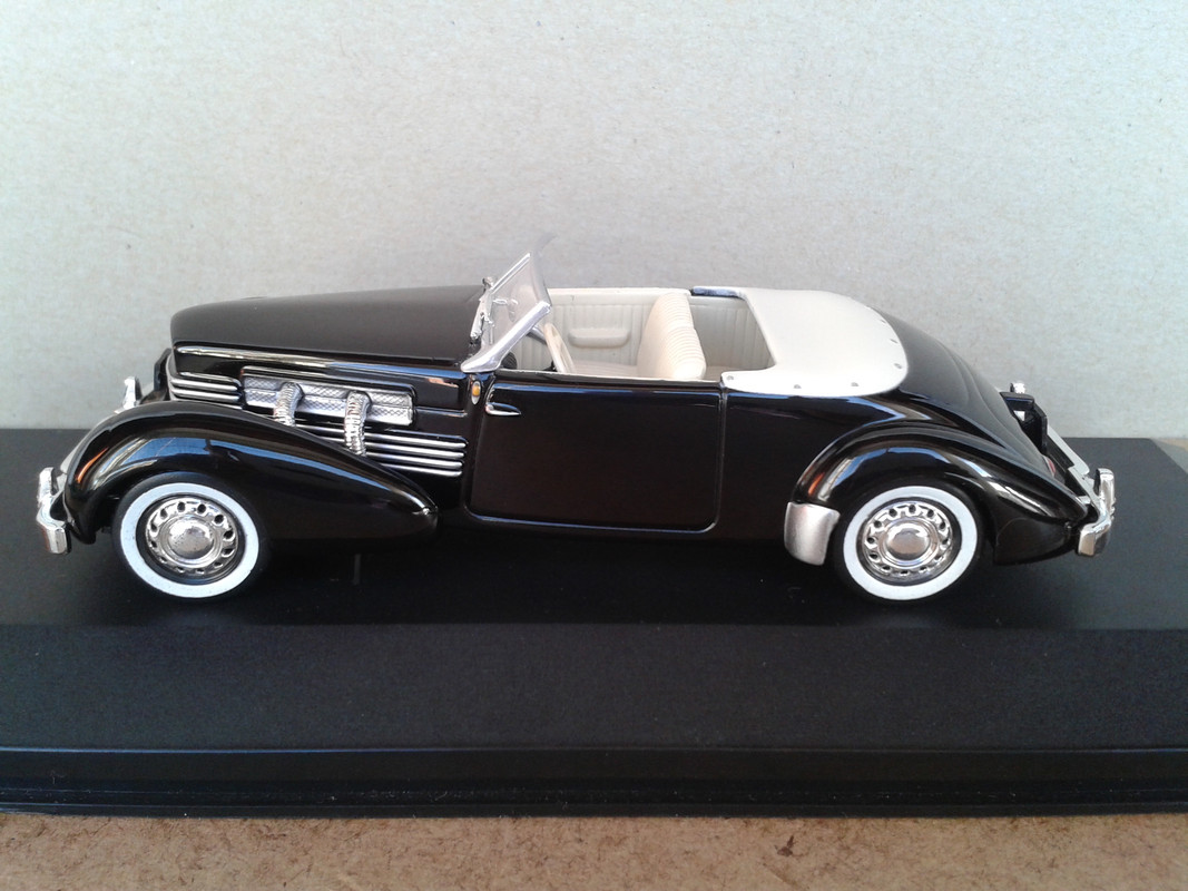 1937 Cord 812 Phaeton Convertible (Ixo-Altaya) (5)