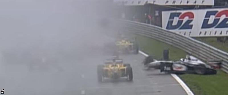 _102762504_spa_crash2