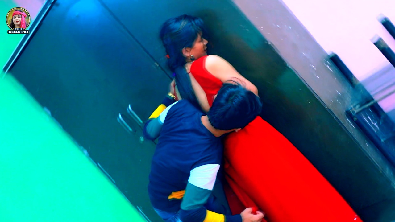 Neelu Raj 3.8