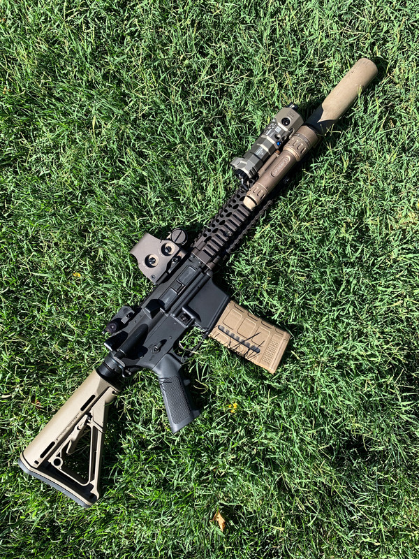 8C7DDF06-6C06-4F48-9C9D-46752CD455F2