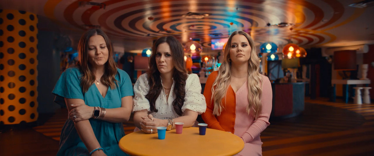 Trainwreck: Poop Cruise 2025 WebRip [Hindi + English] 480p 720p ESub Screenshot