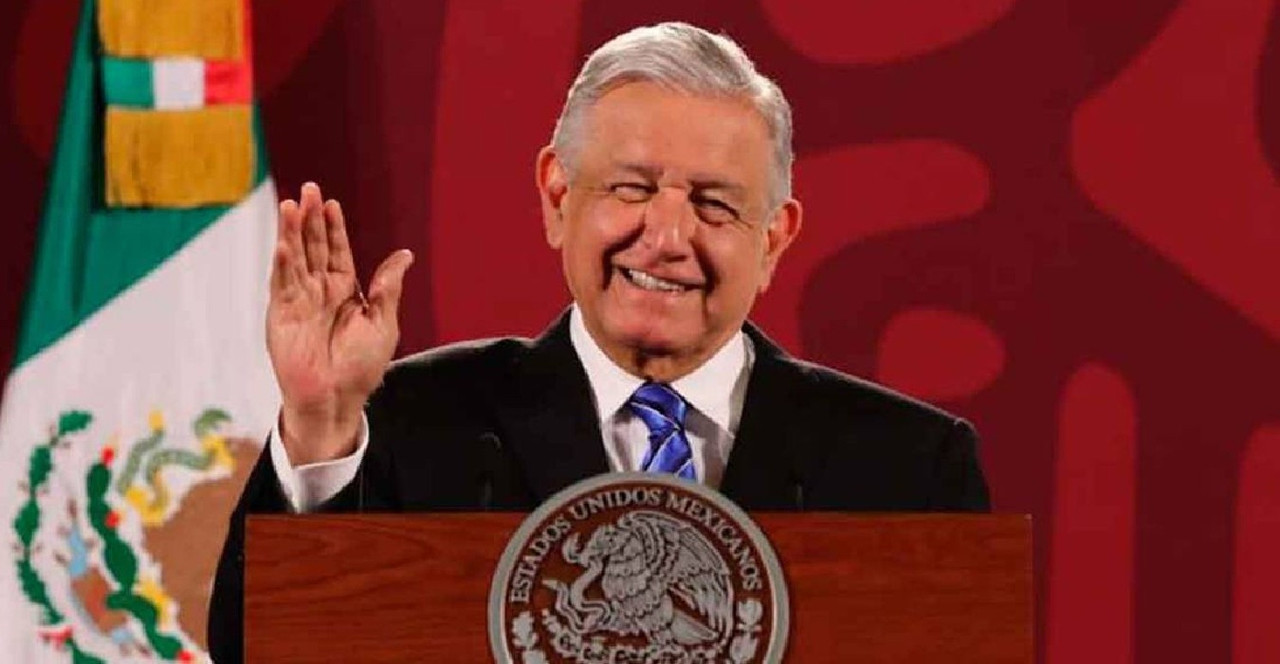 AMLO recibe agradecimiento por defender a Assange ante Biden 