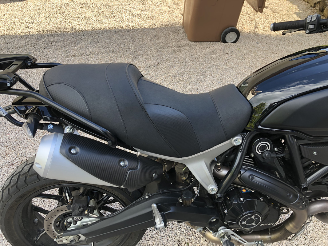 8A6100AF-8946-4010-84A5-773AE0CF6CF9