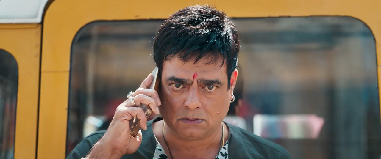 Laila 2025 WebRip [Tamil + Telugu + Malayalam + Kannada] 480p, 720p ESub Screenshot