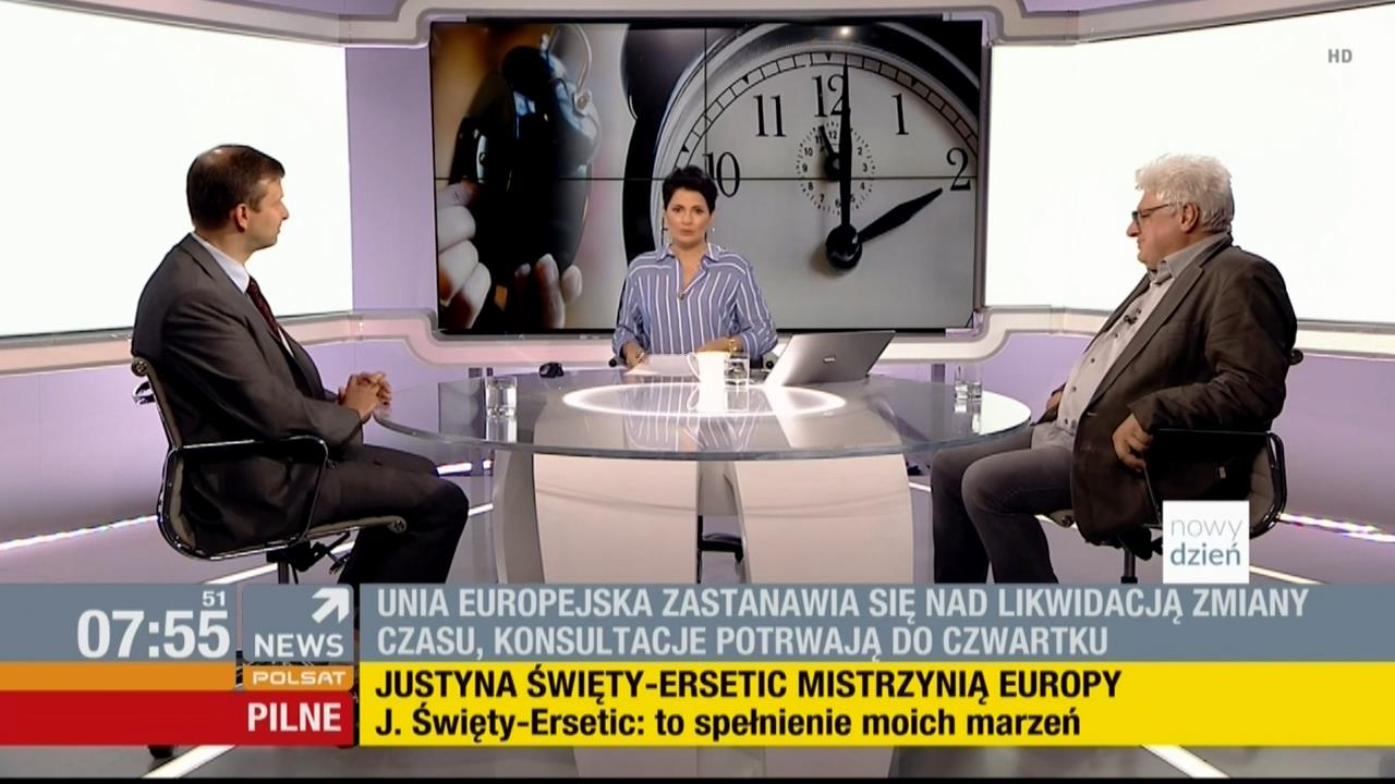 V0323_20180812_132756.mp4_snapshot_22.19_[2018.08.12_15.53.16]