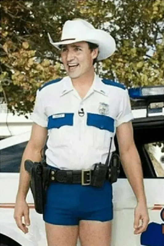 A253D798-2B3D-48AB-85E9-DF64C7814330