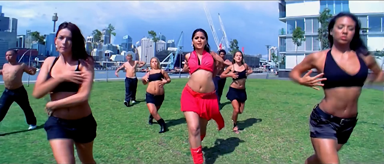 Anushka Shetty Title 4K Song from Okka Magadu2025-04-24 18-35-22-922-209