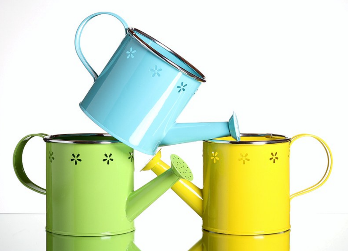 multi-watering-cans.png