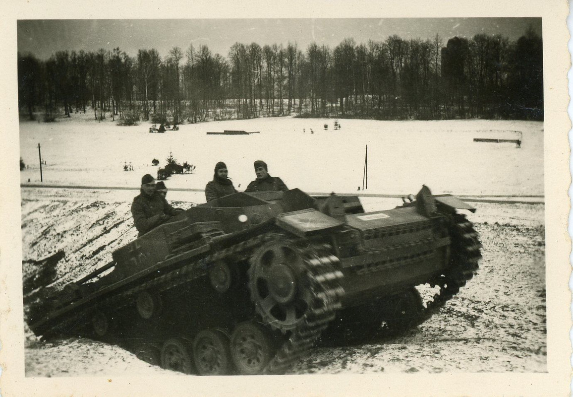 StuG Sturmgeschütz Tank Sturmartillerie Winterka