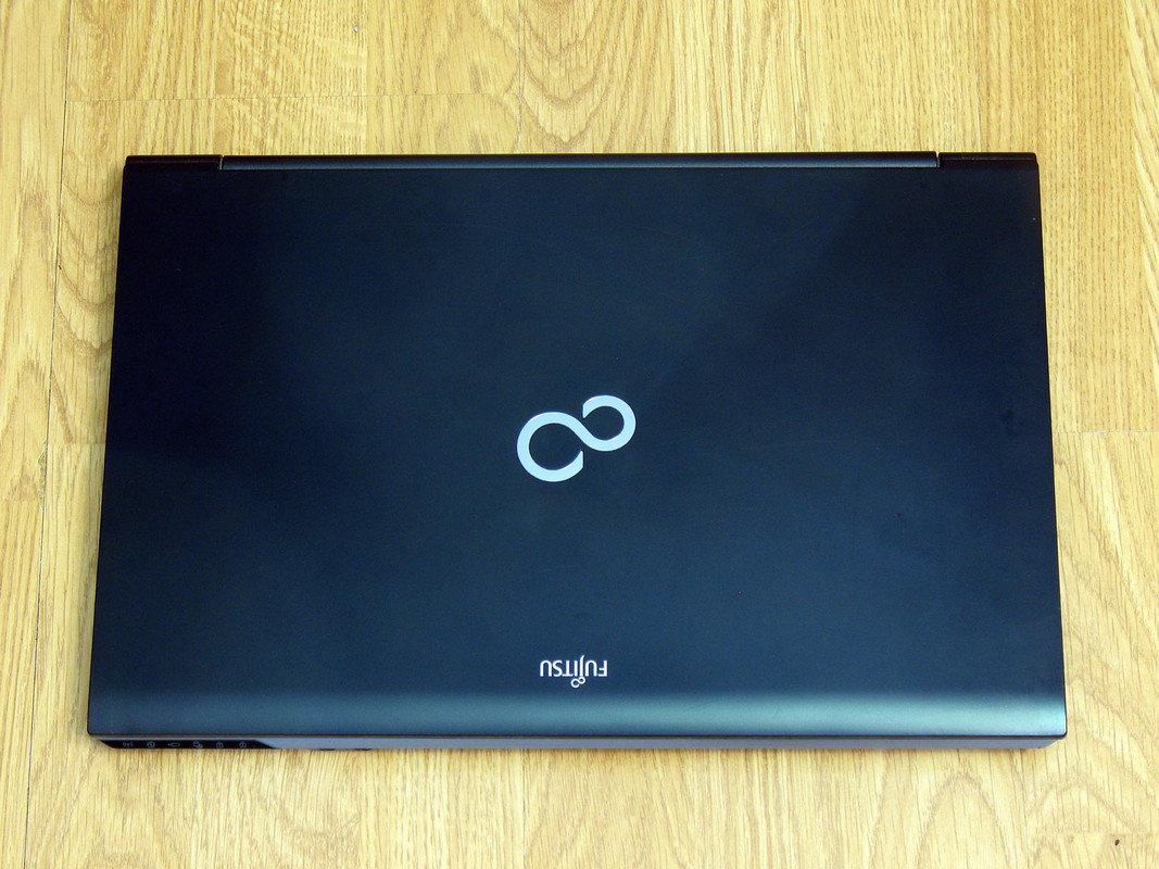 P: Fujitsu LIFEBOOK A532 P: Fujitsu LIFEBOOK A532