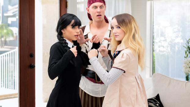 Aria Valencia, Maria Kazi - Megan Vs Wednesday (2023)