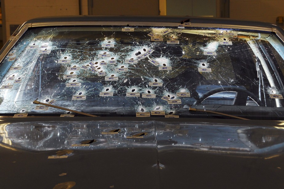 voiture criblée de balle