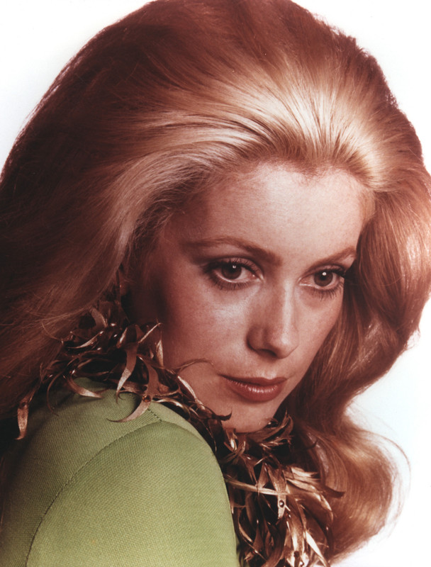 catherine_deneuve_mc90