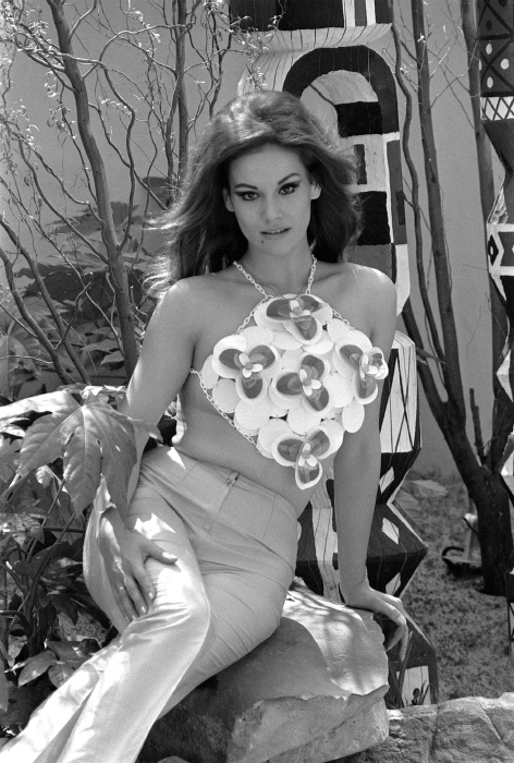 claudine_auger_ma29