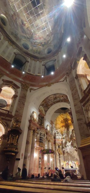 Adios Praga, hola Mercado del Ayuntamiento de Viena y concierto - Viena - Bratislava - Praga, Navidad 2024 (30)