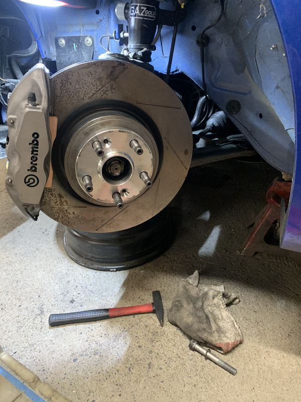 3A2D983C-32F3-4530-8837-B6EDB62F9BAE