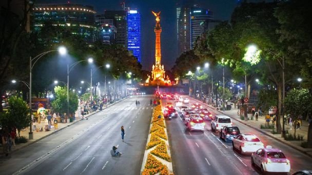 La Ciudad de México se pinta de naranja; Estas vialidades se decoraron con Cempasúchil