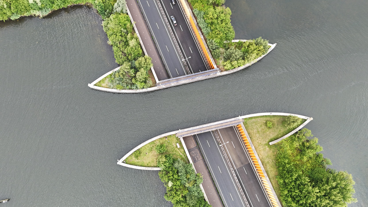 Трое в Амстердаме, не считая собаки. Переезд в Нидерланды.