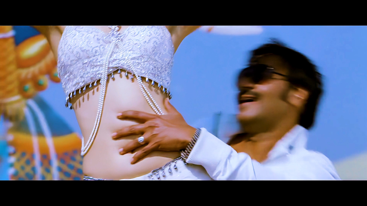 Tamanna Hot Song From Himmatwala Naino Main Sapna 4K (Best Quality).mp4_snapshot_01.56_[2021.04.05_1