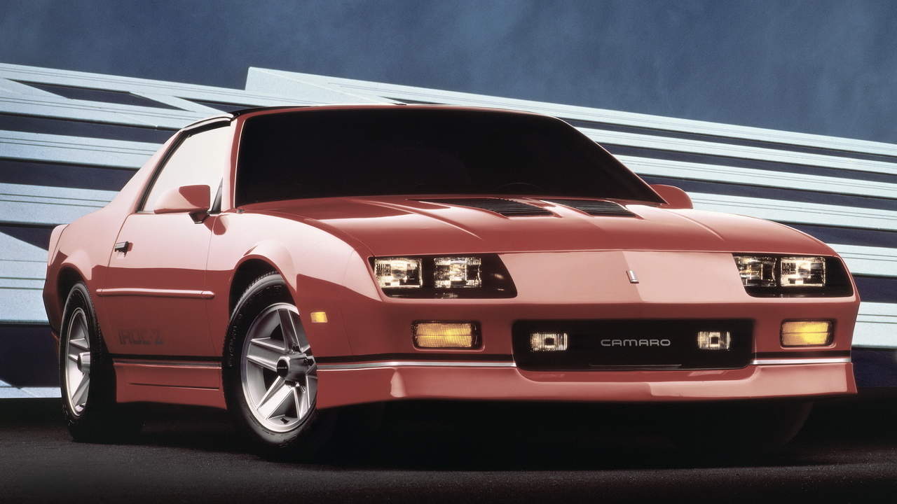 opala - Opala nos EUA 1988-Chevrolet-Camaro-IROC-Z-1
