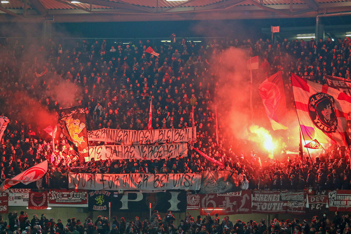 hannover-96-1-fc-kaiserslautern-2-bundesliga-2022-2023-11