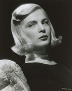 Lizabeth-Scott-b62