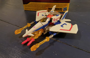 Cyberverse-Deluxe-Starscream-03