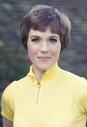 julie-andrews-md54