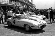 1963 International Championship for Makes - Page 3 63lm14-Jag-E-HPastb-WHanseng-3