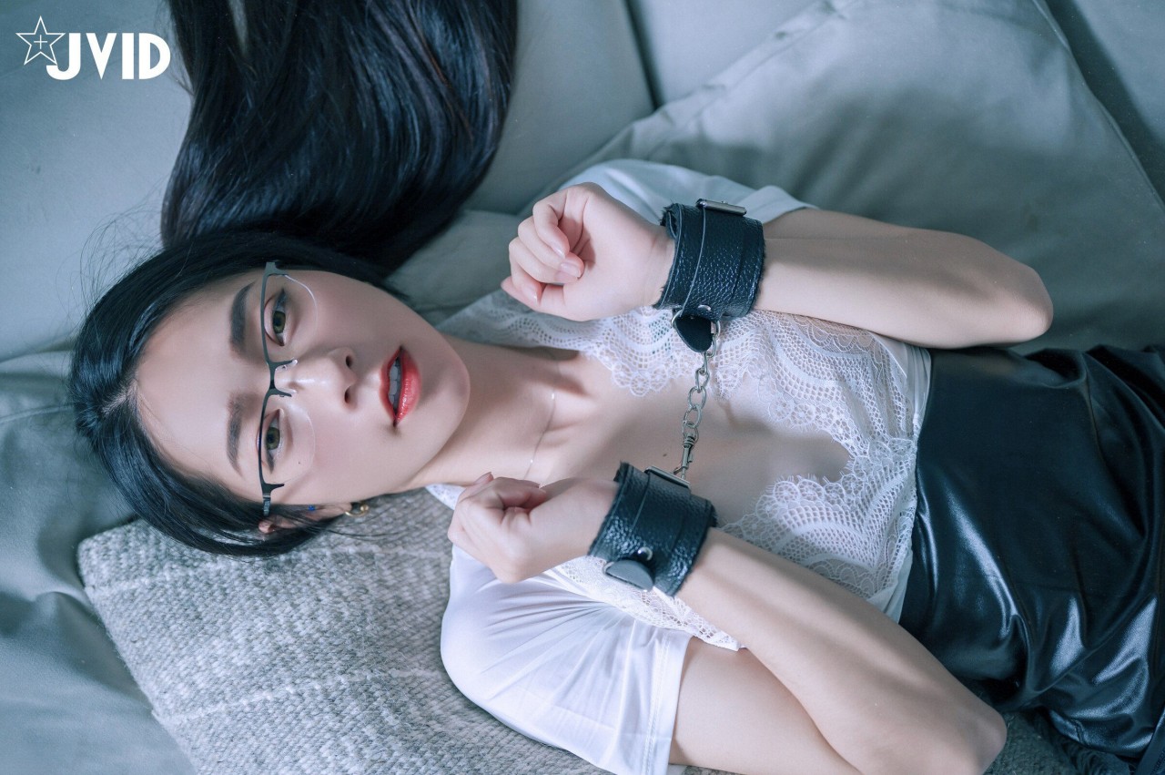 jvid 飘 飘《性感保险业务员》写真作品欣赏，较为性感的风格插图9