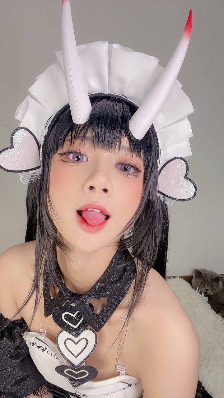 PoppaChan Noshiro Maid Cosplay (Azur Lane) – 117 Photos 11 Videos 408MB插图4