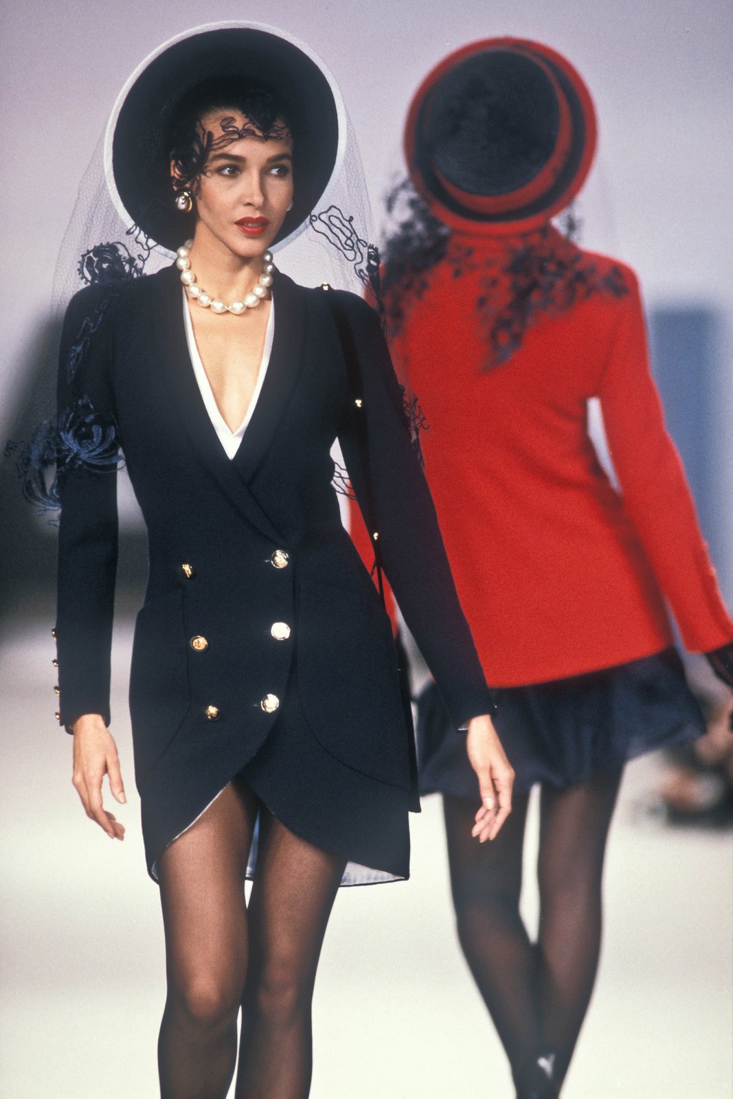 Fashion Classic: CHANEL Haute Couture Spring/Summer 1990 | Lipstick Alley