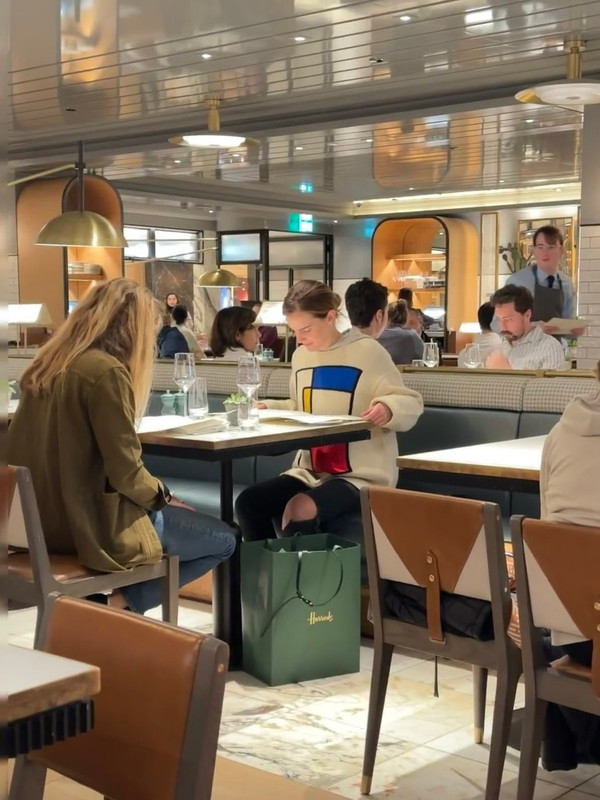 emmawatson-photogallery.blogspot.com (2)