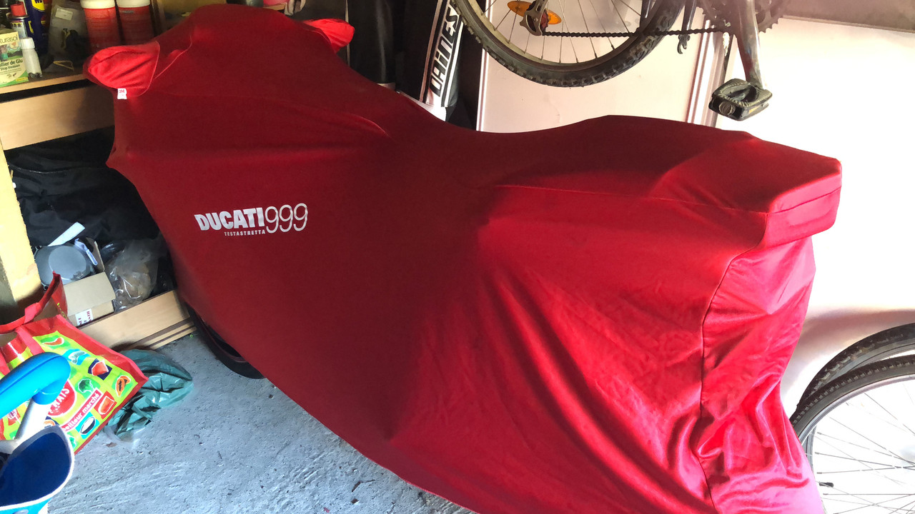 D86122A9-3C2F-4E65-B115-73CBDF4F175F