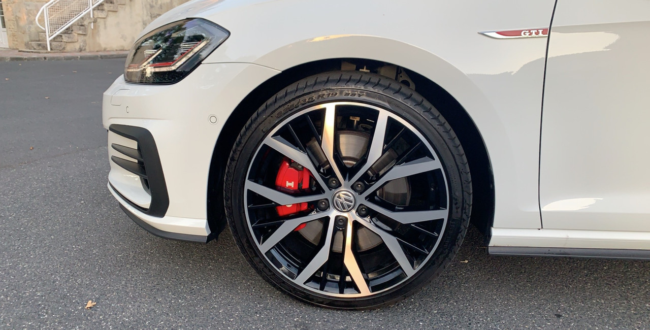 CC7E6732-F485-4142-A965-B54186A8ED52