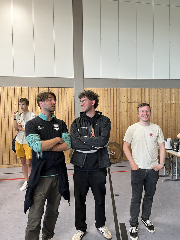 83763005-6F49-4AA9-BDCE-43F655DE6535_1_102_o