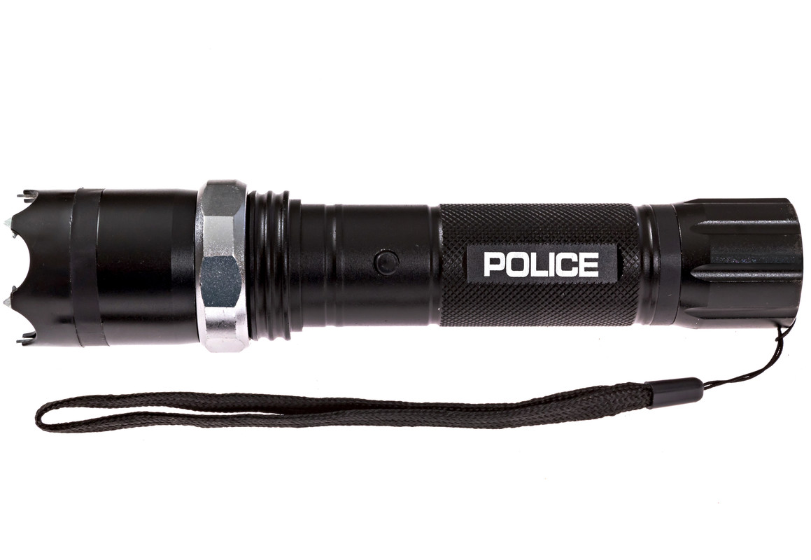 police-stun-gun-flashlight-vipertek-taser-t10