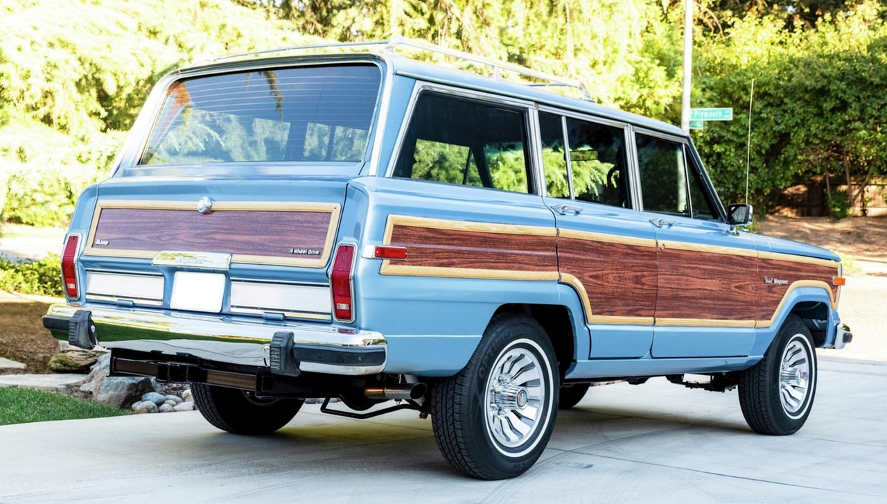 Jeep-Wagoneer