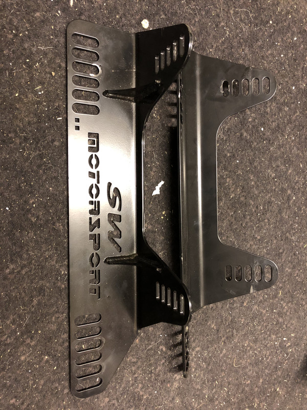 52487311-4BCA-4D33-A8F6-8857716988A8