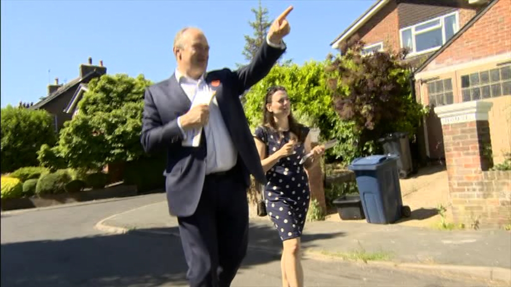 BBC London News_20210616_19552010.ts_snapshot_11.58.102