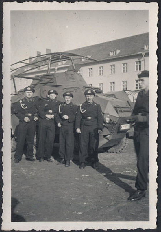 Panzer Regt. Wünsdorf 8 Rad Panzerspähwagen SDKF