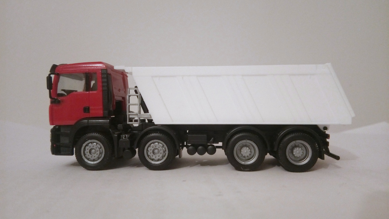 Mcht (8402)