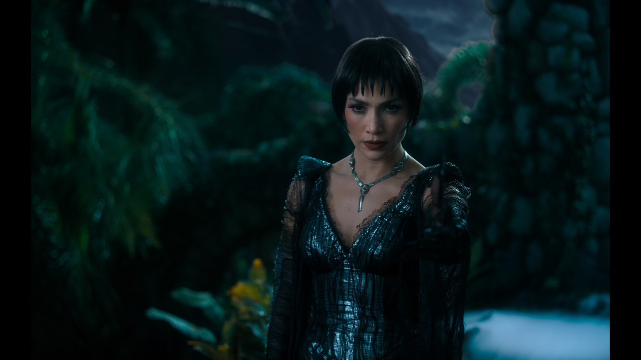 Kiss of the Spider Woman 2025 2160p WEB h265 ETHEL mkv snapshot 01 42 23 2025 11 11 20 41 44