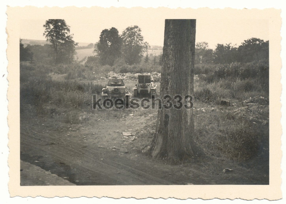 Foto französische Char Hotchkiss Panzer Wracks W