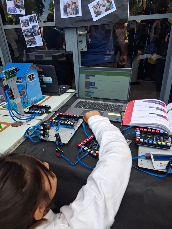 WhatsApp Image 2024-11-18 at 12.44.31