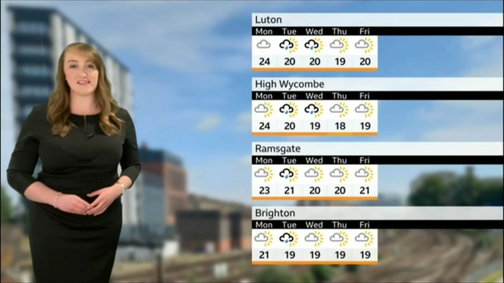 BBC London News_20210725_18201830.ts_snapshot_06.11.620