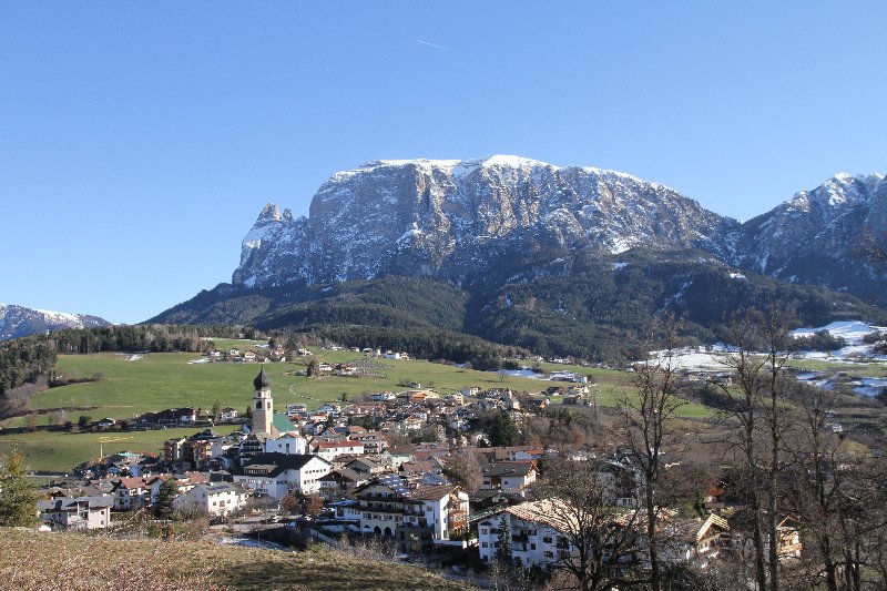 FIE- SELVA DI VAL GARDENA-STA. CRISTINA DI VAL GARDENA - DOLOMITAS: NIEVE Y MERCADOS NAVIDEÑOS EN NOCHEVIEJA (6)